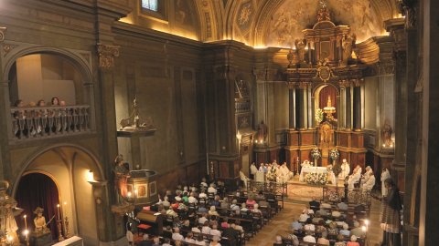 La missa solemne de festa major