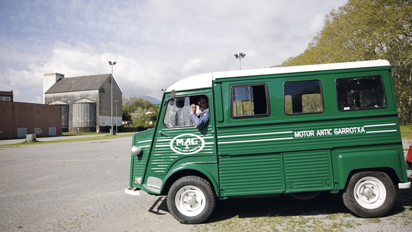 La furgoneta Citroën HY (1973) del Motor Antic Garrotxa