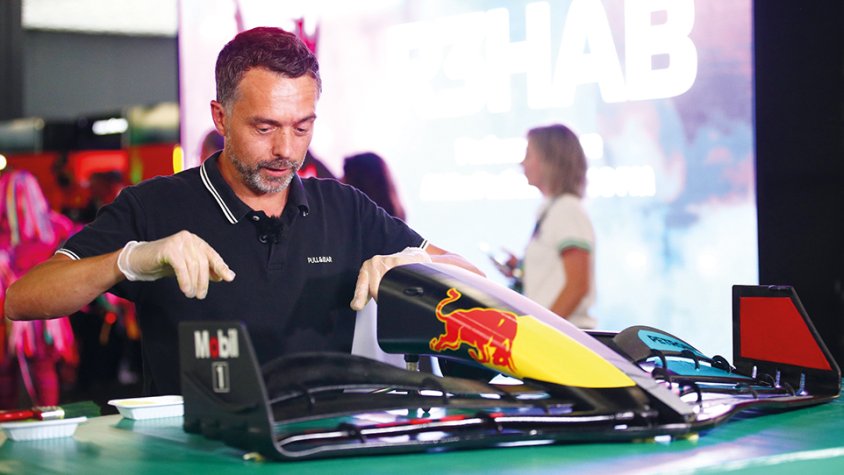 Albert Fàbrega, referent del periodisme de motor