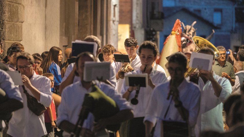 El seguici popular de les Festes del Tura