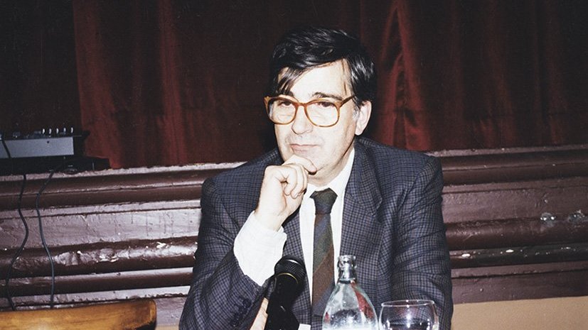 Divendres, 21 de novembre, es compliran 25 anys de la mort del professor, economista i polític socialista Ernest Lluch, assassinat per ETA
