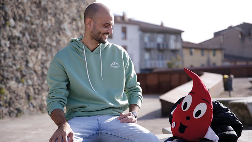 L'Eduard Muntada acumula una trentena de donacions amb només 29 anys convertint-se en el jove garrotxí que més dona de la comarca.