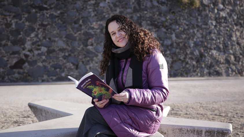 Aquesta setmana l'escriptora olotina Jenni Rodà publica la seva nova novel·la 'Carolina'.