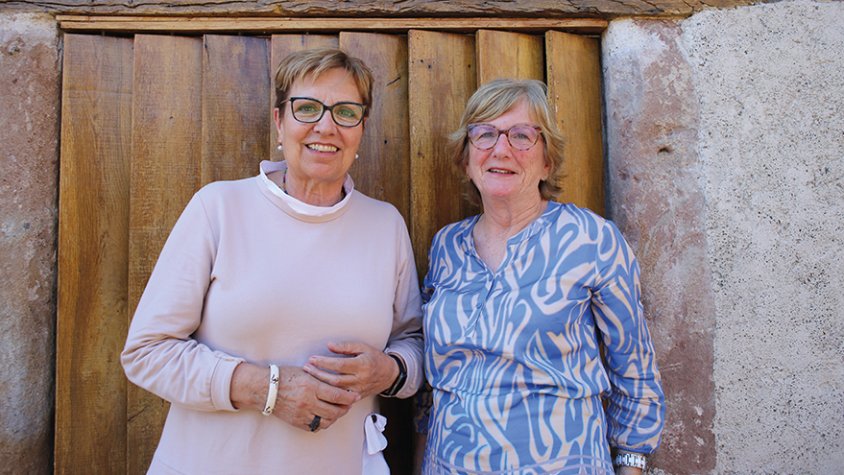 dicions El Bassegoda publica ‘Vivències trenades a la Vall d’en Bas. El Veïnat Cirera, abans i ara’ de M. Teresa Calm i M. del Tura Puigvert, un llibre que recull les vides passades del veïnat