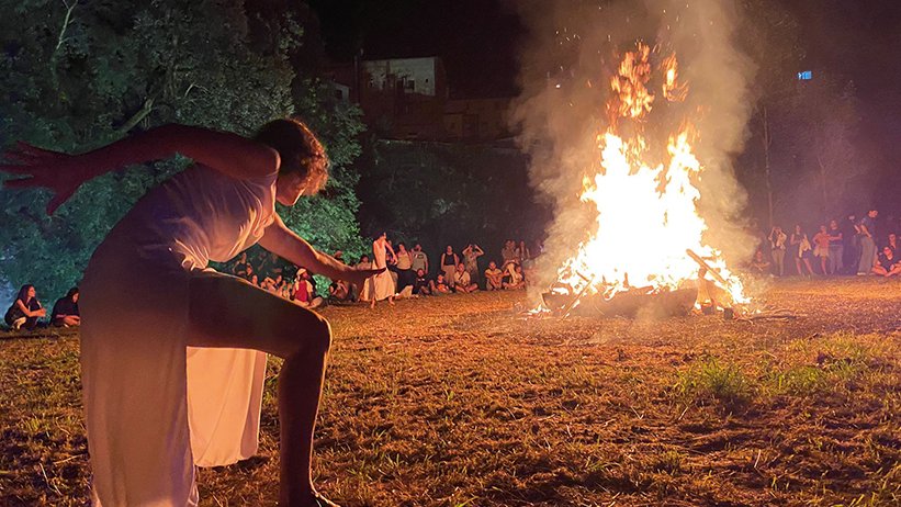 Sant Joan les Fonts tornarà a acollir el 23 de juny l'espectacle de les dones d'aigua que enguany durà a terme la companyia garrotxina Excalibur.